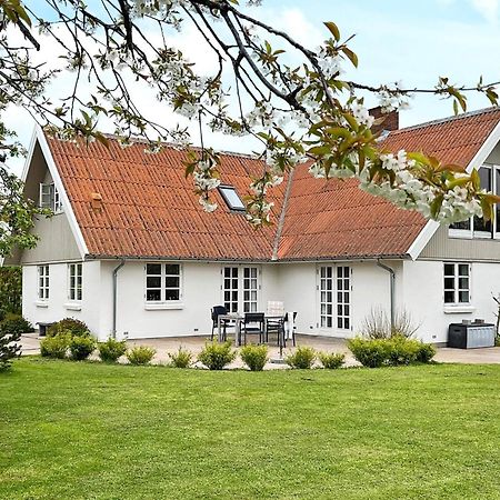 8 Person Holiday Home In Nex Neksø Exterior foto